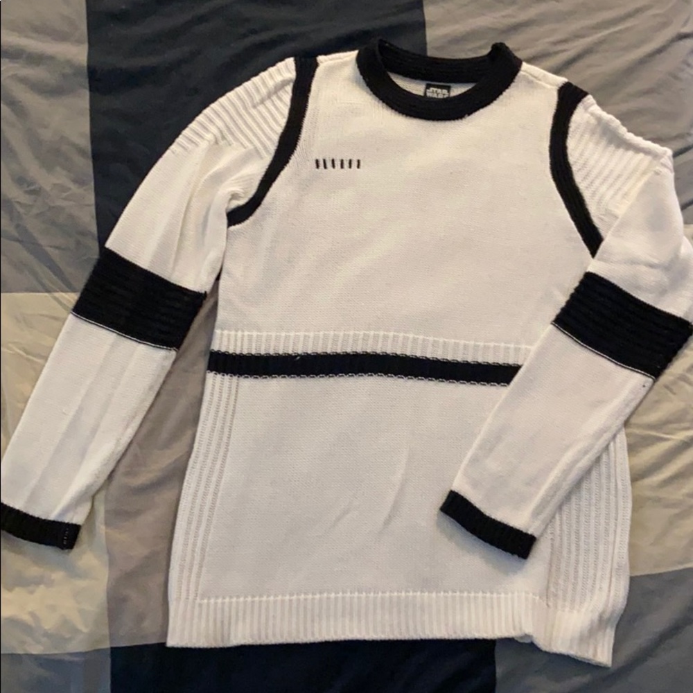 Stormtrooper Her Universe Sweater Size M